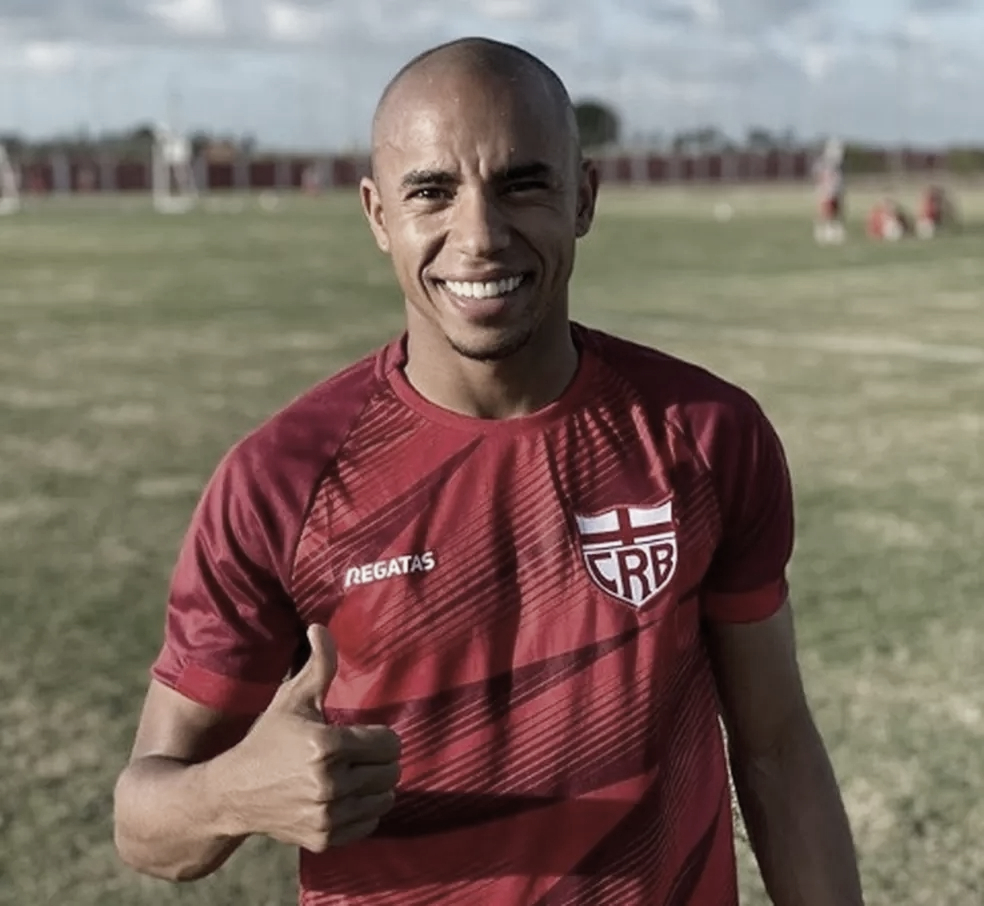 Reginaldo Lopes destaca vantagem do CRB na semifinal e projeta bicampeonato alagoano Reginaldo Lopes destaca vantagem do CRB na semifinal e projeta bicampeonato alagoano