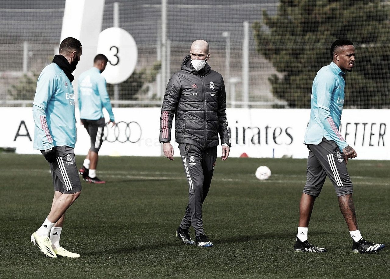 El Real Madrid se entrena con el regreso de Zidane