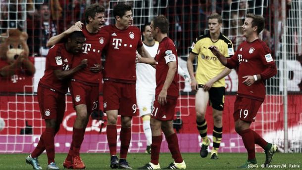 Bayern goleia Borussia Dortmund e Muller brilha com três golos