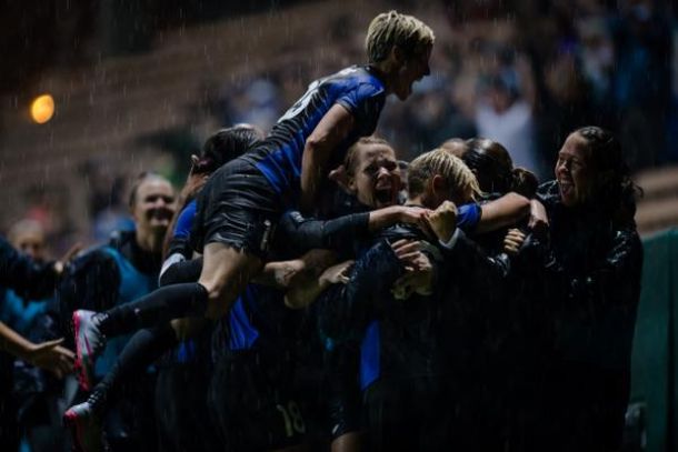 Jess Fishlock's Goal At The Death Earns Tie For Seattle Reign
