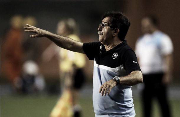 René Simões é demitido do Botafogo após eliminação da Copa do Brasil