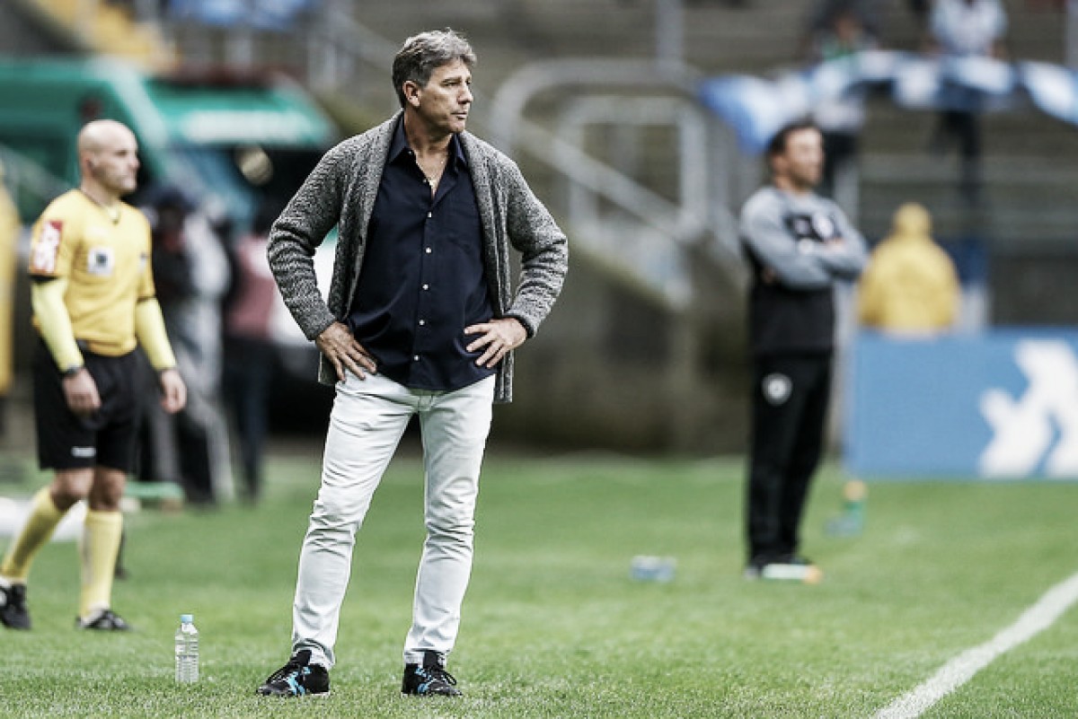 Após goleada, Renato diz que Grêmio segue vivo na disputa pelo título do Brasileiro