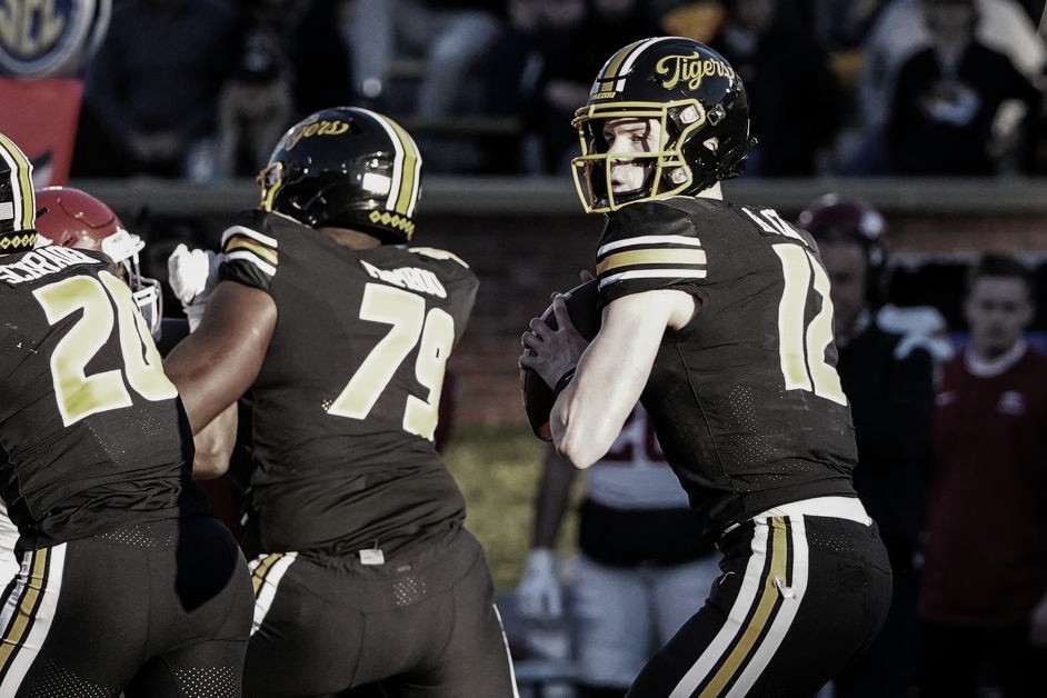 Highlights: Wake Forest Demon Deacons 27-17 Missouri Tigers in NCAAF