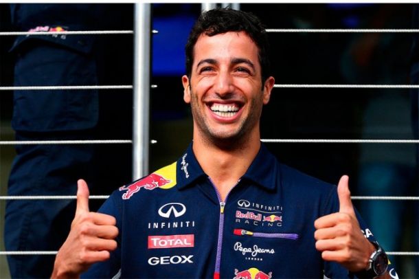 Formula1 Spa: Ricciardo furbo e straripante mette le ali