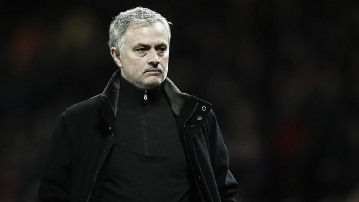 Mourinho espera superação rápida após eliminação em casa: "Não temos tempo para dramas" Mourinho espera superação rápida após eliminação em casa: "Não temos tempo para dramas"