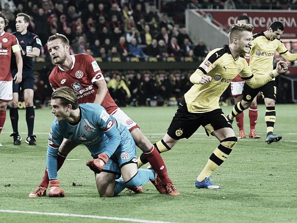 1. FSV Mainz 05 0-2 Borussia Dortmund: Tuchel's men punish Mainz's mistakes on his return