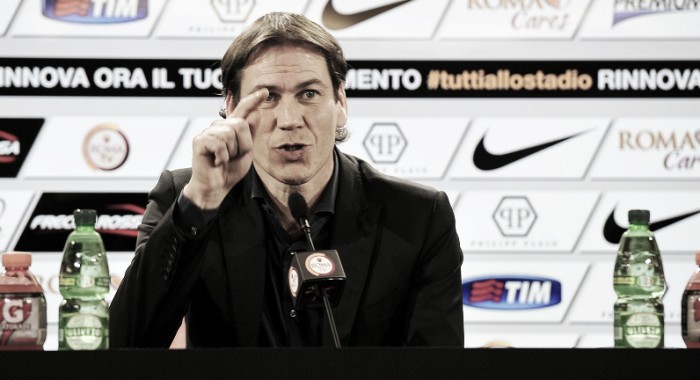 Roma, Rudi Garcia in conferenza: "Non mi sento in bilico. Sostituiremo Iturbe"