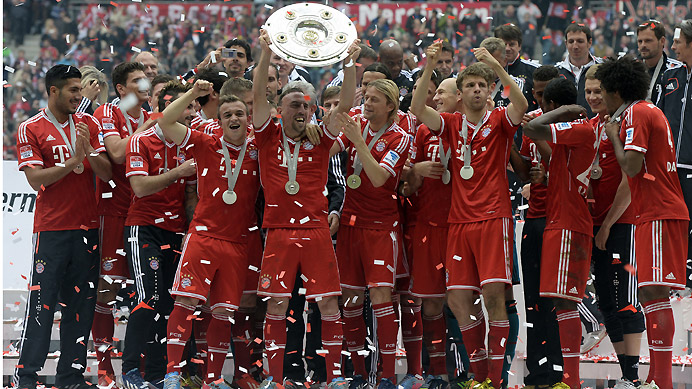 El Bayern se lleva el derbi bávaro en plena celebración