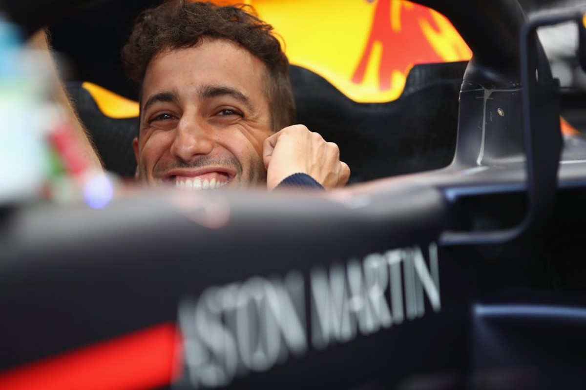 Formula 1 - Nuovo motore e penalità per Ricciardo