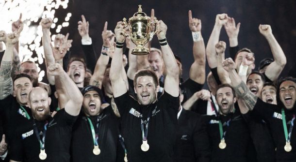 New Zealand 34-17 Australia: All Blacks win 2015 Rugby World Cup after incredible Twickenham finale