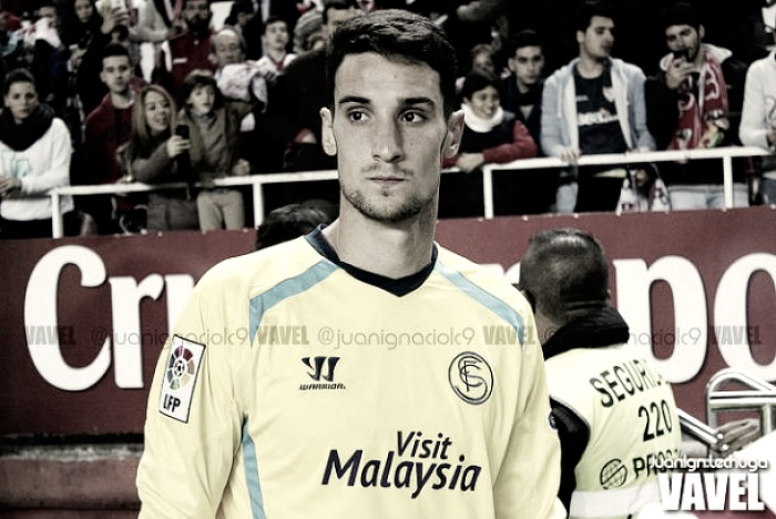 Sergio Rico: "La clave es habituarnos pronto a la idea de Montella" Sergio Rico: "La clave es habituarnos pronto a la idea de Montella"