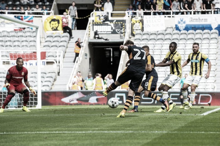 Newcastle United 3-2 Vitesse Arnhem: Magpies hang on for win