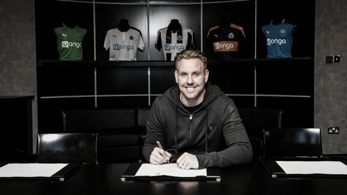 Rob Elliot signs Newcastle United contract extension