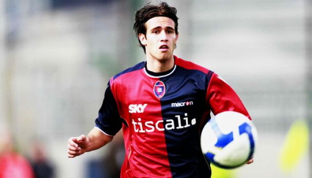 Bologna e Udinese acertam troca por empréstimo de Acquafresca e Edenílson Bologna e Udinese acertam troca por empréstimo de Acquafresca e Edenílson