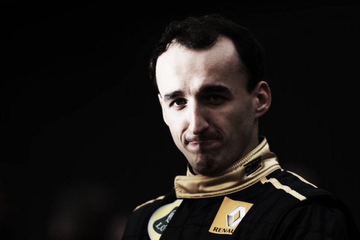 Renault se plantea subir a Kubica en Bélgica