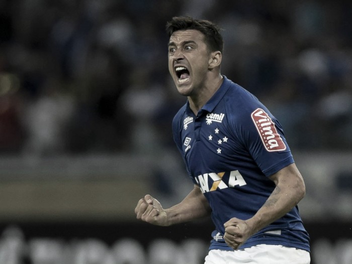 Arma celeste: Robinho tem histórico positivo de gols contra a Ponte Preta