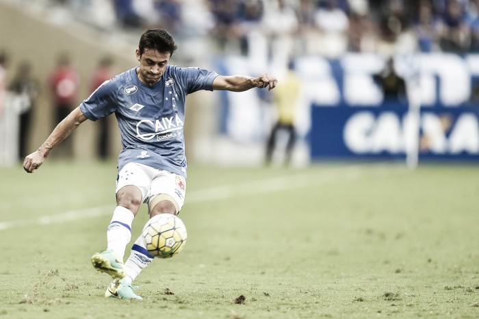 Feliz no Cruzeiro, Robinho pensa em expandir vínculo e classifica 2016 como positivo
