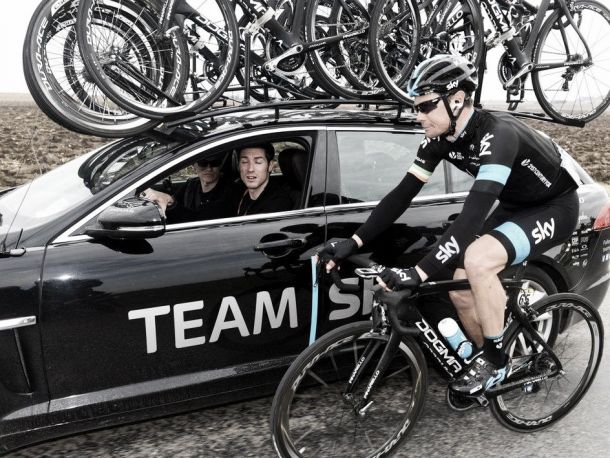 Vuelta, diciottesima tappa: piccole gioie per il Team Sky, vince Roche