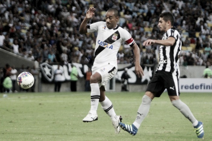 Rodrigo mostra empolgação para levantar taça do Carioca: "Será marcante para mim"
