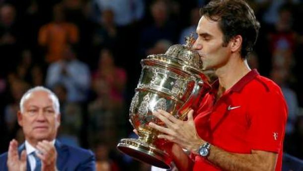 Federer ganó en casa propia