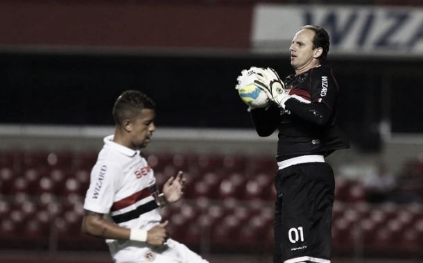 "Se o São Paulo contrata um atleta, é obrigação dos demais recebê-lo bem", destaca Rogério Ceni sobre Pato