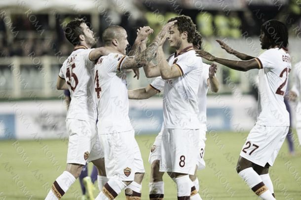 Com gol de Nainggolan, Roma vence Fiorentina fora de casa
