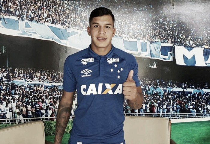 Após expulsão contra Coritiba, Romero pede desculpas e garante: "Não sou uma pessoa violenta" Após expulsão contra Coritiba, Romero pede desculpas e garante: "Não sou uma pessoa violenta"