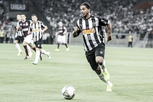 Ronaldinho Gaúcho enaltece título da Recopa Sul-Americana e nega saída do Atlético-MG