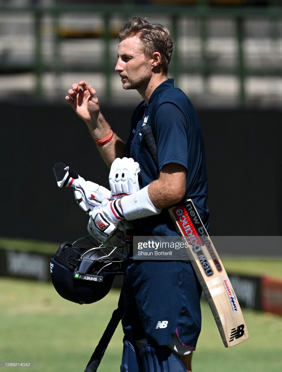 Sri Lanka vs England: First Test Day Three - Root doubles up as Sri Lanka offer stern resistance