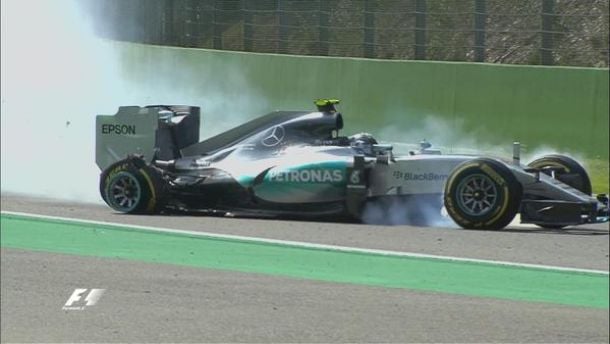 Ni un pinchazo consigue frenar a Nico Rosberg en Spa