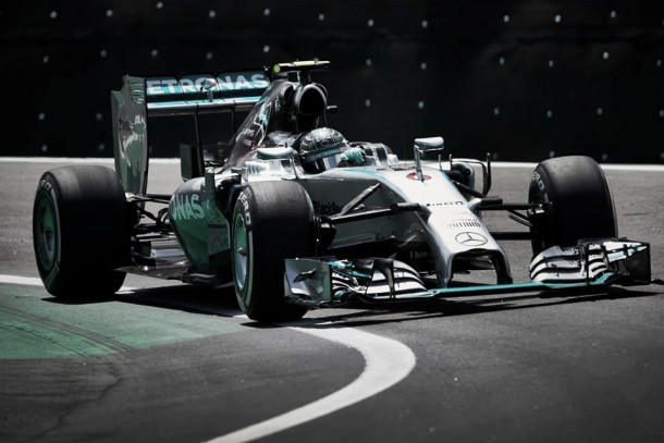 Rosberg no da respiro a Hamilton