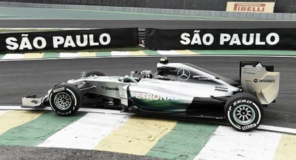 Nico Rosberg no se rinde y comienza imponiéndose a Hamilton en Brasil