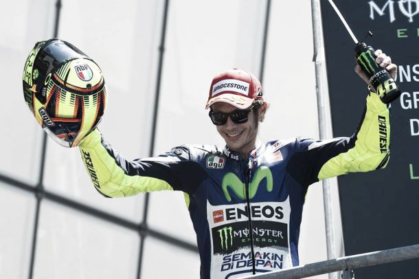 Valentino Rossi: "Estar en el podio con toda la afición es siempre mágico"