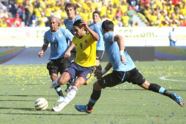 Resultado Uruguay - Colombia por las eliminatorias a Brasil 2014 (2-0)