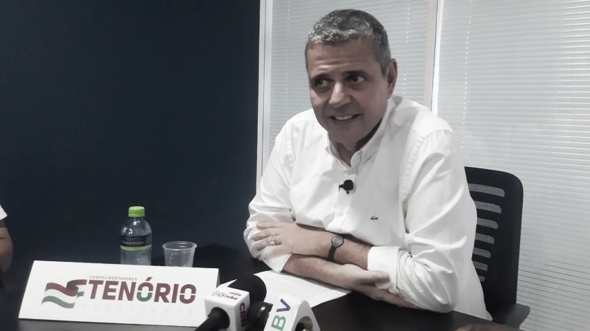 Baseado na união, Ricardo Tenório anuncia candidatura à
presidência: “O Fluminense é maior” Baseado na união, Ricardo Tenório anuncia candidatura à
presidência: “O Fluminense é maior”