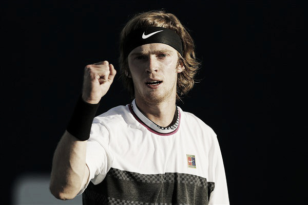 Rublev surpreende Cilic e segue vivo no Masters 1000 de Miami Rublev surpreende Cilic e segue vivo no Masters 1000 de Miami