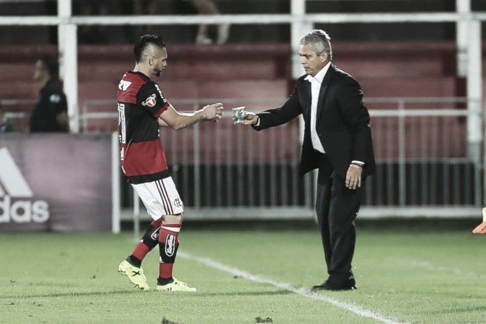 Rueda exalta grupo do Flamengo após triunfo no Brasileiro: "Equipe com caráter ganhador" Rueda exalta grupo do Flamengo após triunfo no Brasileiro: "Equipe com caráter ganhador"