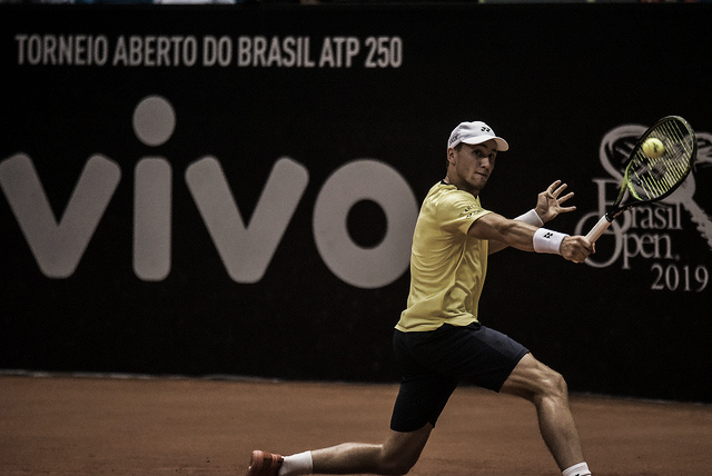 Ruud confirma retrospecto e elimina Monteiro do Brasil Open