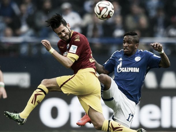 FC Schalke 04 1-0 SC Paderborn 07: Hünemeier's own-goal gives hosts three points at the death