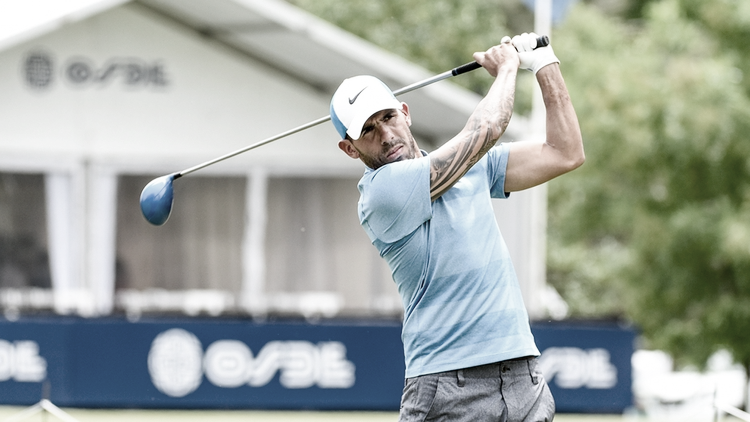 Tévez intentó ingresar a Tandil para jugar al golf Tévez intentó ingresar a Tandil para jugar al golf