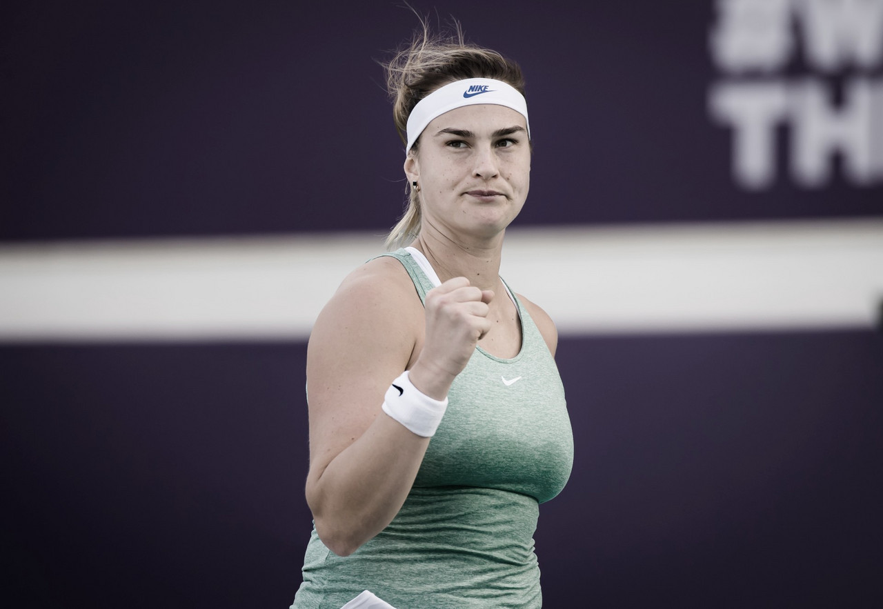 Sem grandes sustos, Sabalenka vence Jabeur no WTA de Abu Dhabi Sem grandes sustos, Sabalenka vence Jabeur no WTA de Abu Dhabi