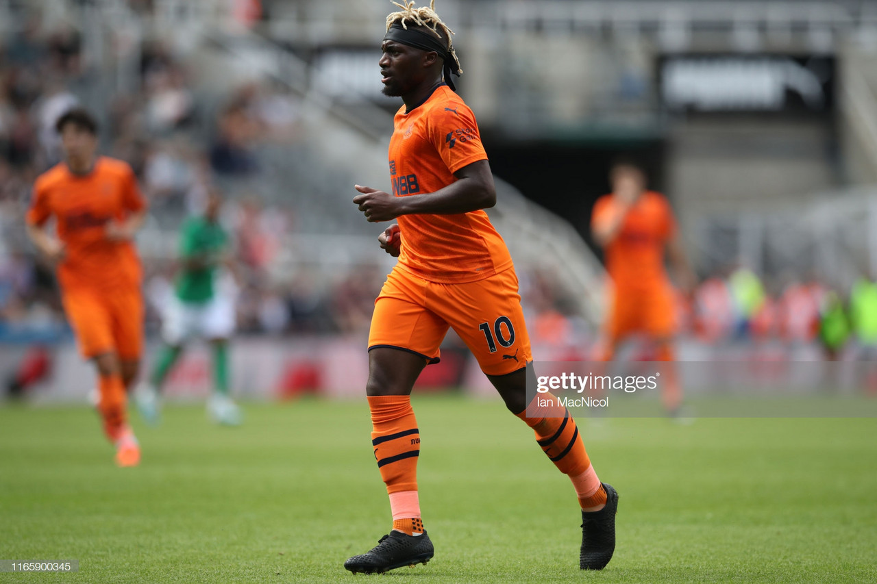 Saint-Maximin happy as he is greeted by 'amazing' Newcastle fans