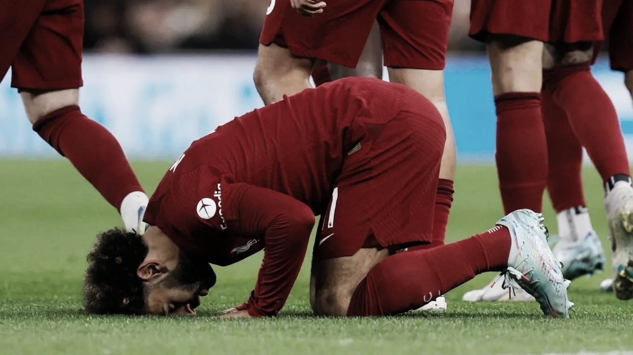 Com dois de Salah, Liverpool vence Tottenham em Londres