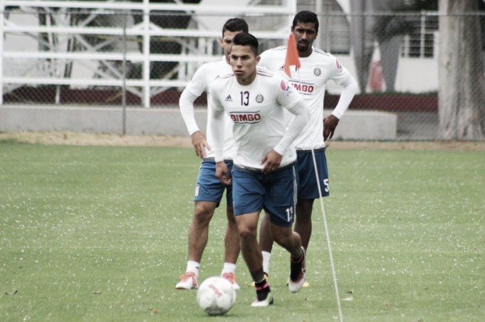 Carlos Salcedo: "Estamos mentalizados para ganarles con buen fútbol"