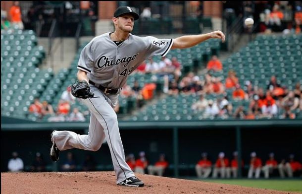 Chicago White Sox Hold On To Beat Baltimore Orioles 3-2 In Game 1