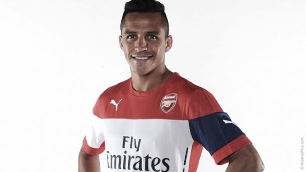 Sanchez signs for Arsenal