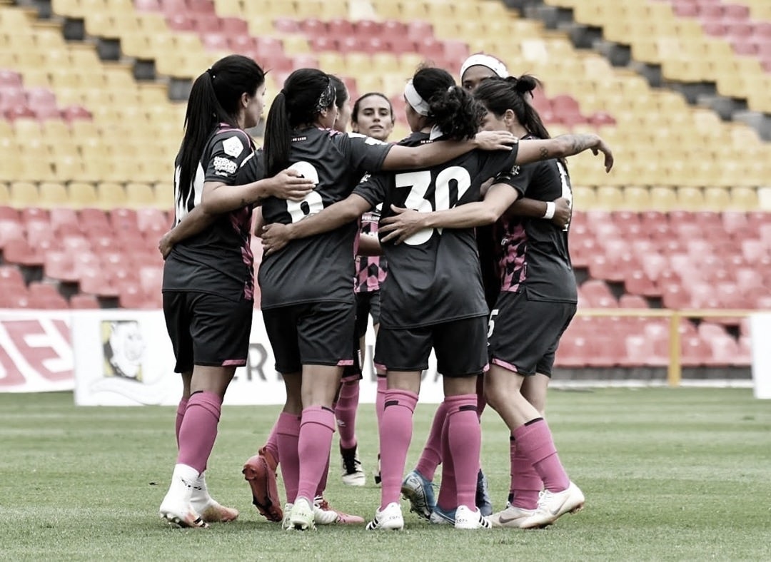 Santa Fe goleó a Llaneros y se mantiene lider del grupo A de la Liga Femenina Santa Fe goleó a Llaneros y se mantiene lider del grupo A de la Liga Femenina