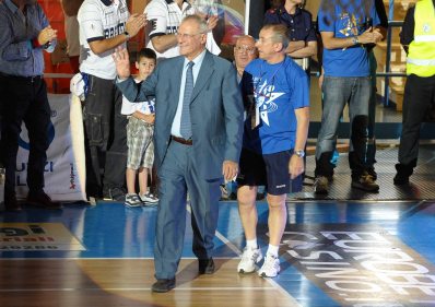 Santi Puglisi lascia il basket dopo 58 anni di carriera
