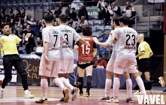 Santiago Futsal es décimo tras ganar y adelantar a D-Link Zaragoza