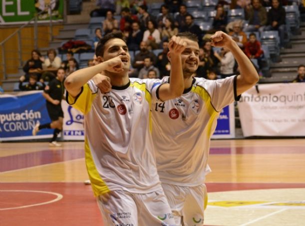 Tercera victoria consecutiva para Santiago Futsal